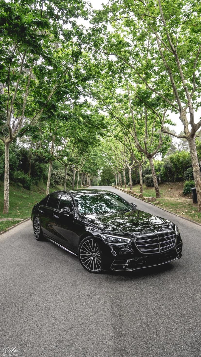 Luxury Mercedes S-CLASS